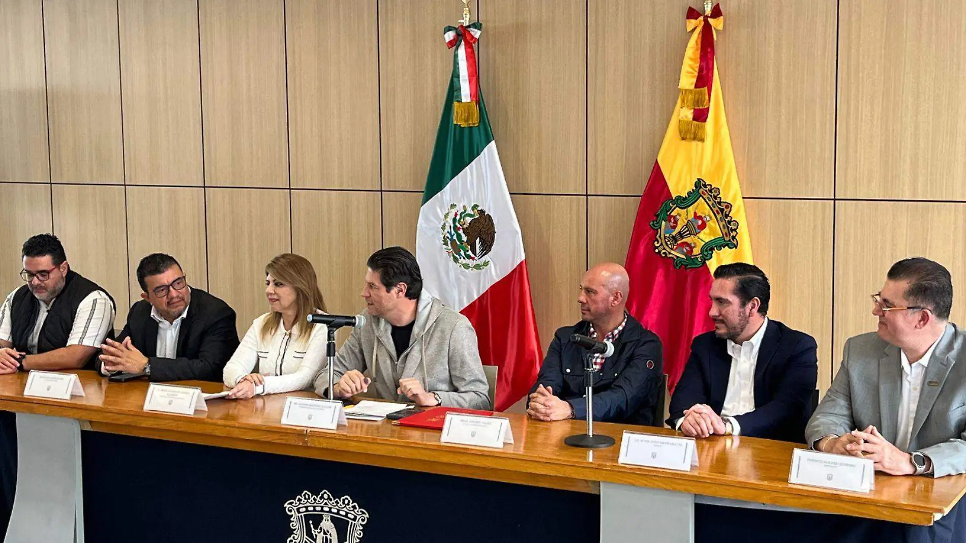 Alfonso Martínez en rueda de prensa